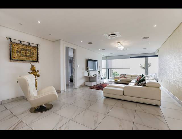 4 BEDROOM PENTHOUSE FOR SALE IN MORNINGSIDE